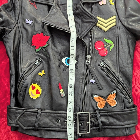 Belle Vere Black Leather Moto Jacket Belted Embellished Applique Size Small - Picture 6 of 9